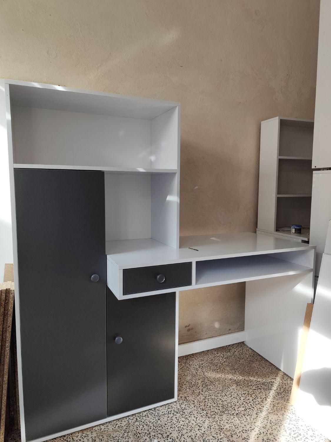 میزتحریر به همراه کتابخانه کد 401|میز تحریر و کامپیوتر|رشت, رودبارتان|دیوار