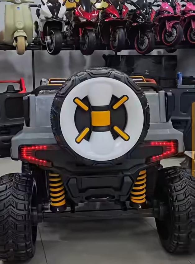 ماشین شارژی موتور شارژی M5|اسباببازی|کرج, شهرک بنفشه|دیوار