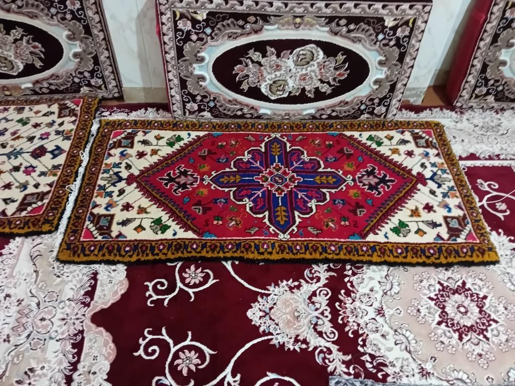 فرش دست بافت نو تازه تکمیل شده ابعاد ۱ونیم در ۱متر|فرش|قرچک, |دیوار