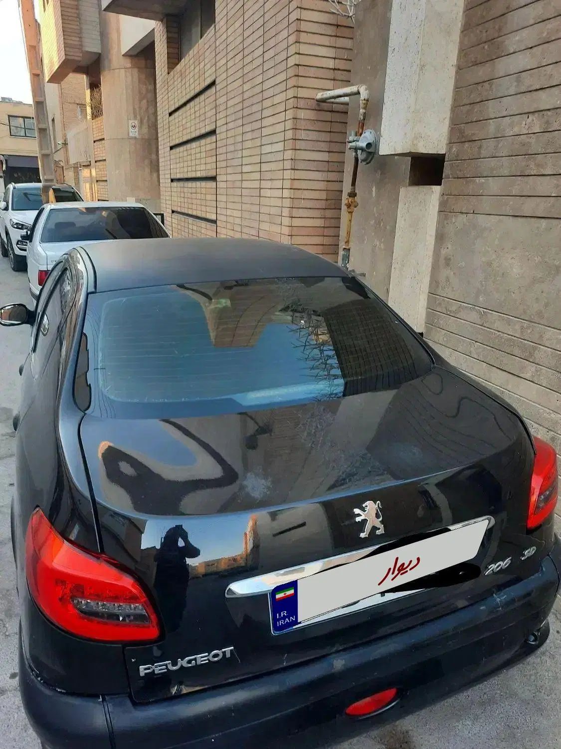 پژو 206 SD V1، مدل ۱۳۸۸|خودرو سواری و وانت|اصفهان, وحید|دیوار