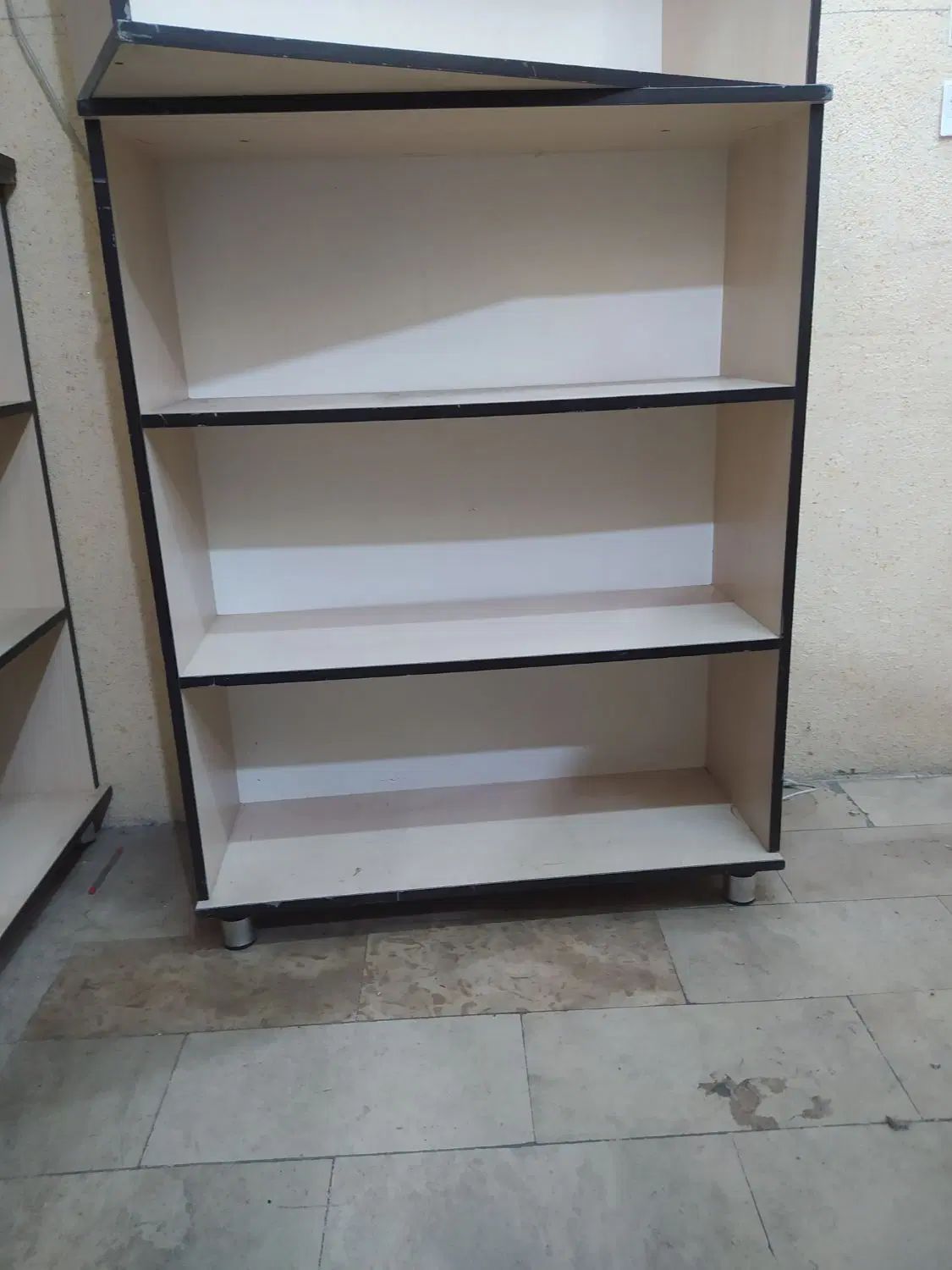 قفسه چوبی کتاب|کتابخانه، شلف، قفسه‌های دیواری|تهران, فلسطین (میدان انقلاب)|دیوار