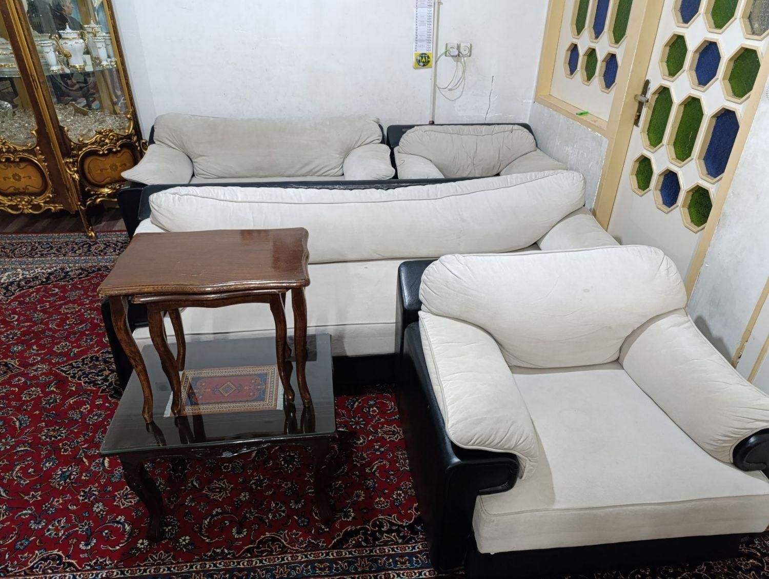 مبل راحتی ۷ نفره در حد نو|مبلمان خانگی و میز عسلی|قزوین, |دیوار