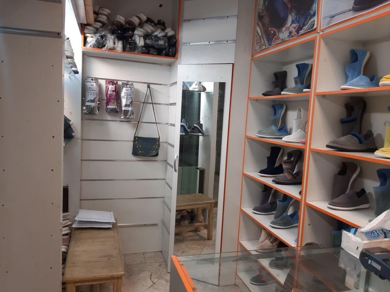 مغازه سنددار یازده متری طبقه منفی یک زیست خاور|فروش مغازه و غرفه|مشهد, کوه سنگی|دیوار