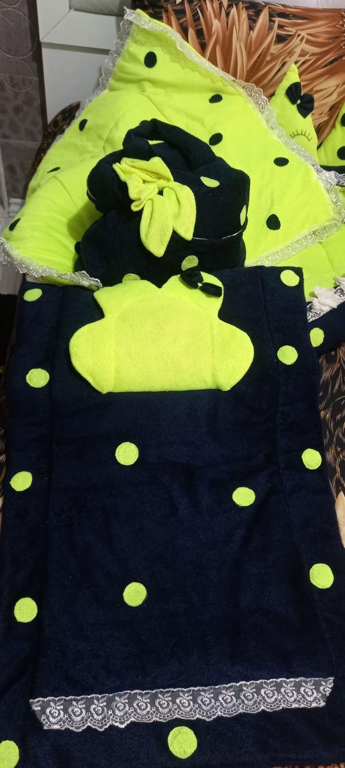 ست خواب نوزاد|رختخواب، بالش، پتو|همدان, |دیوار