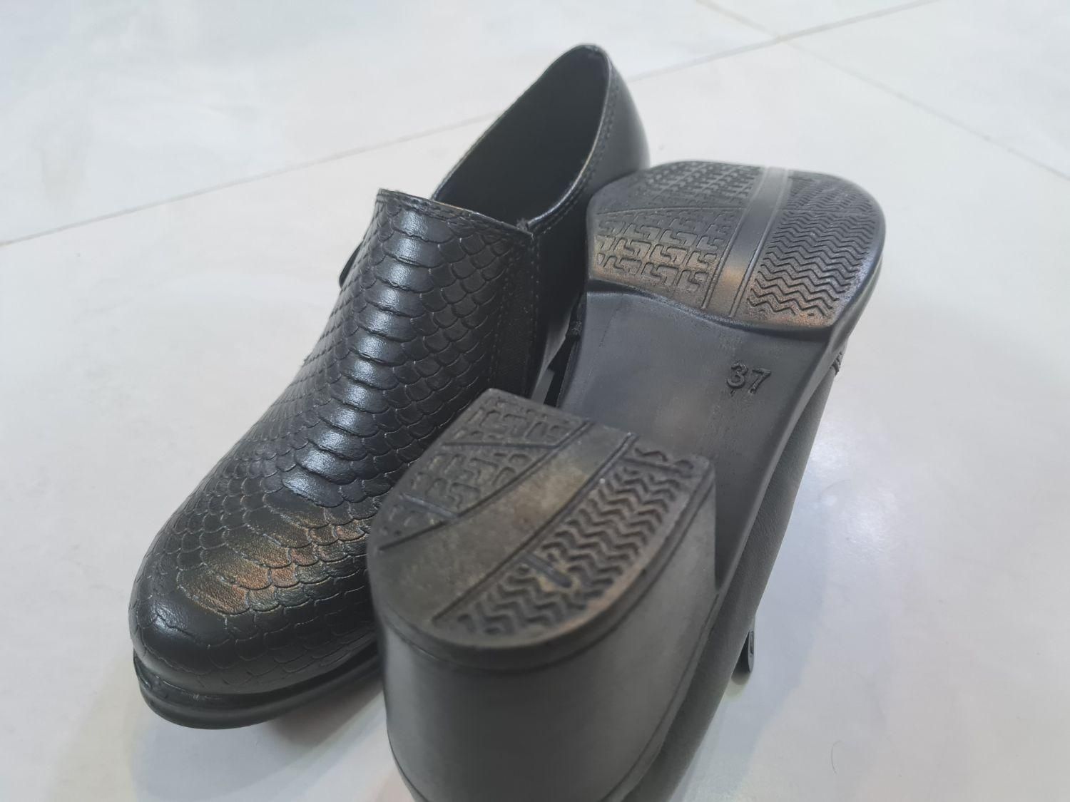 کفش زنانه|کیف، کفش، کمربند|ری, فیروزآبادی|دیوار