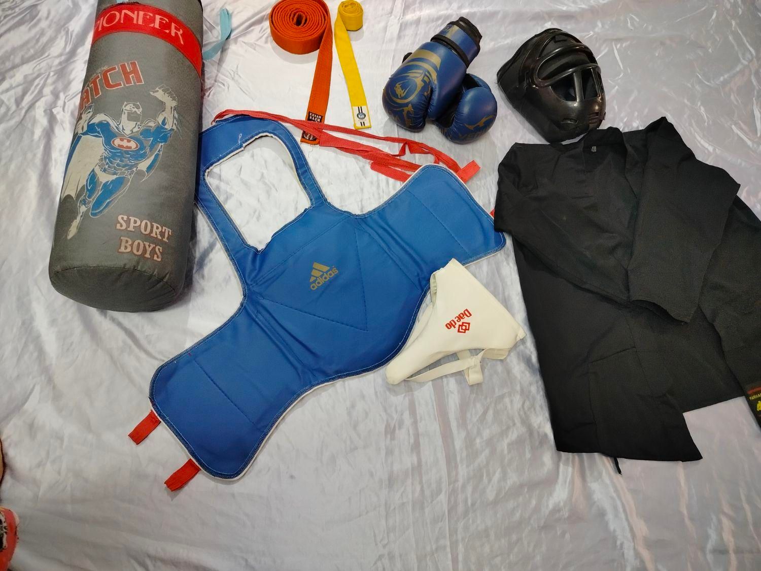 وسایل کیک بوکسینگ|تجهیزات ورزشی|نیشابور, فرح بخش|دیوار