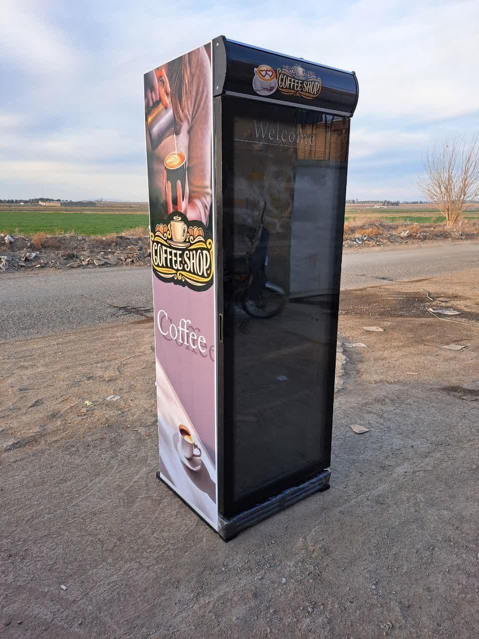 فریزر بستنی۴۰۰ لیتر|فروشگاه و مغازه|قم, آذر (نکویی)|دیوار