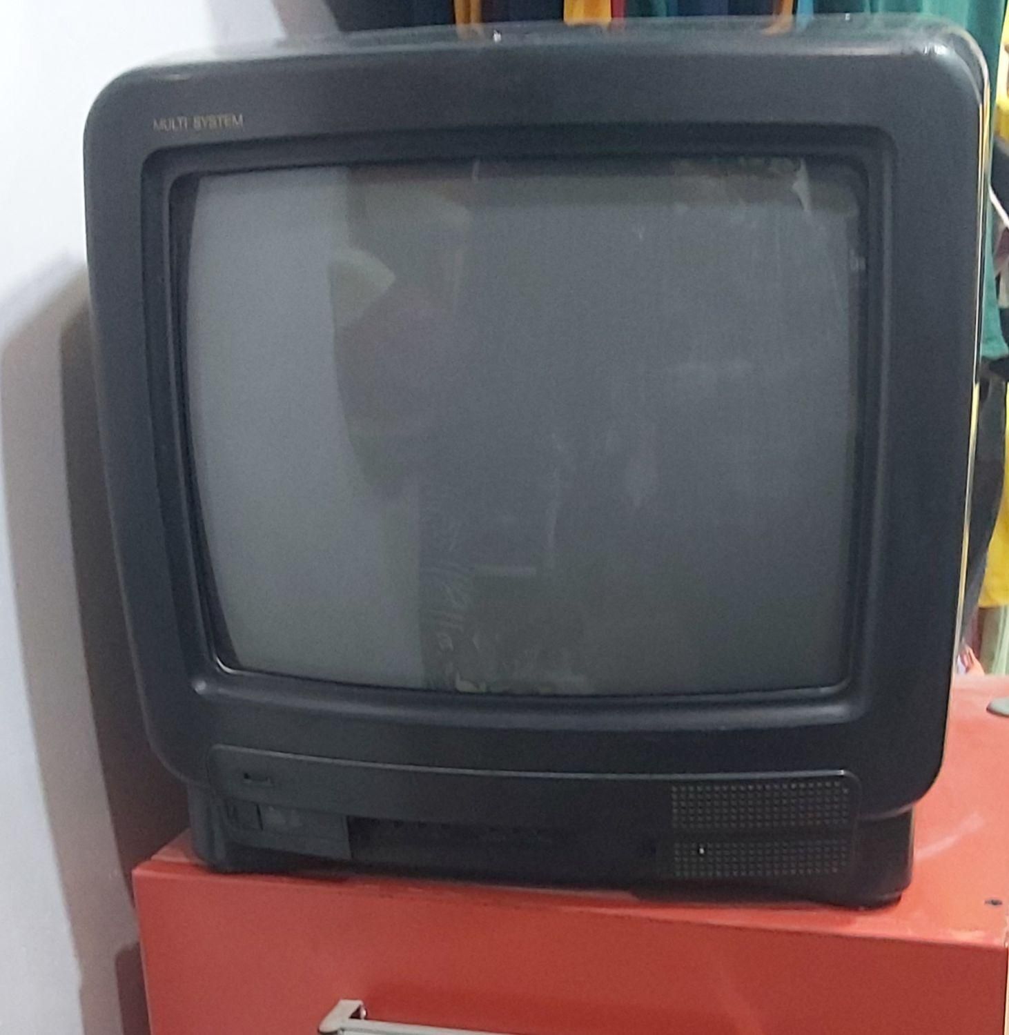 تلویزیون ۱۴ اینچ|تلویزیون و پروژکتور|ایلام, |دیوار