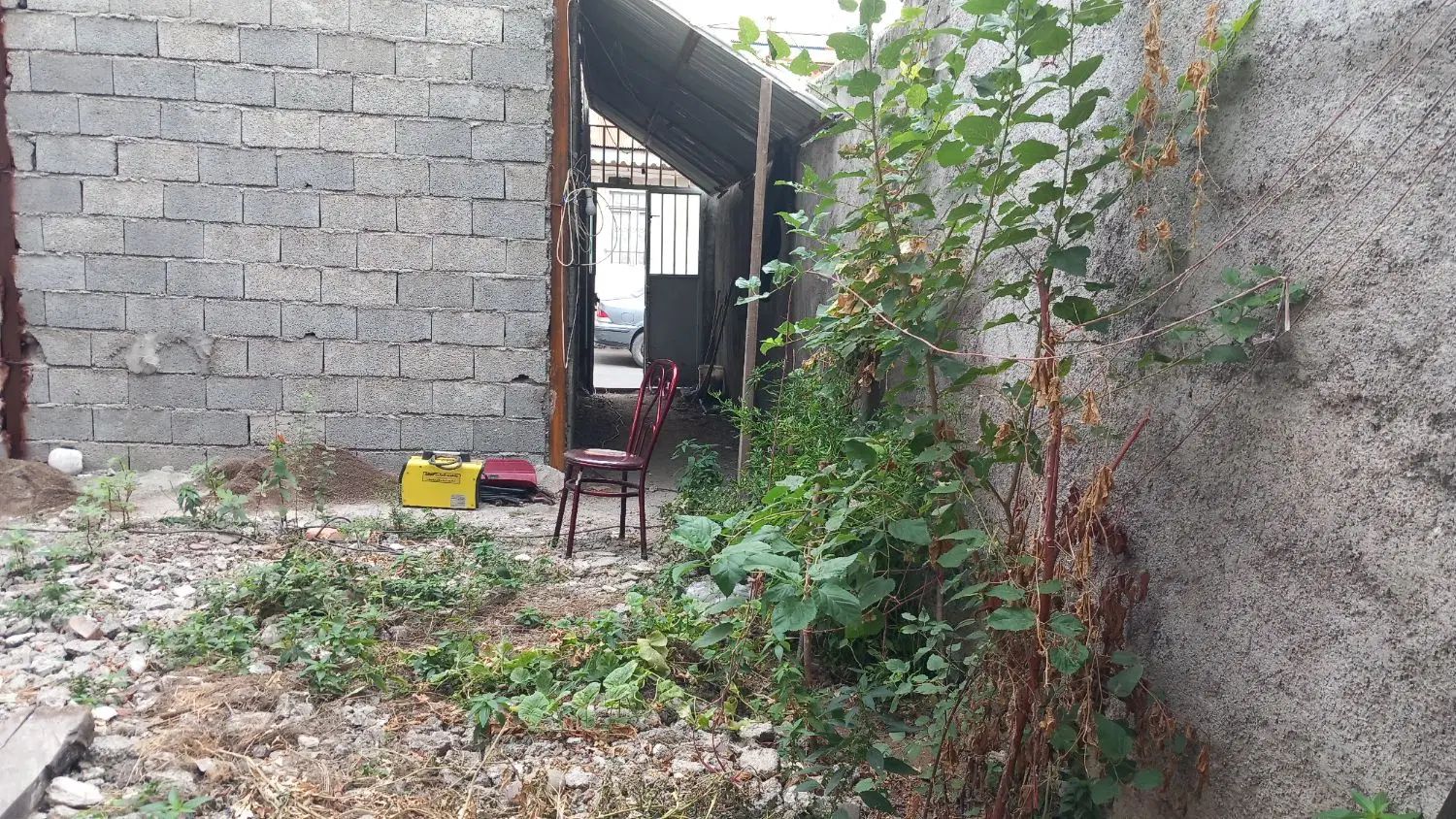 یک باب مغازه ۱۷متری ساخت ۴۰۳به همراه ۷۰متر زمین|فروش مغازه و غرفه|رشت, دیانتی|دیوار