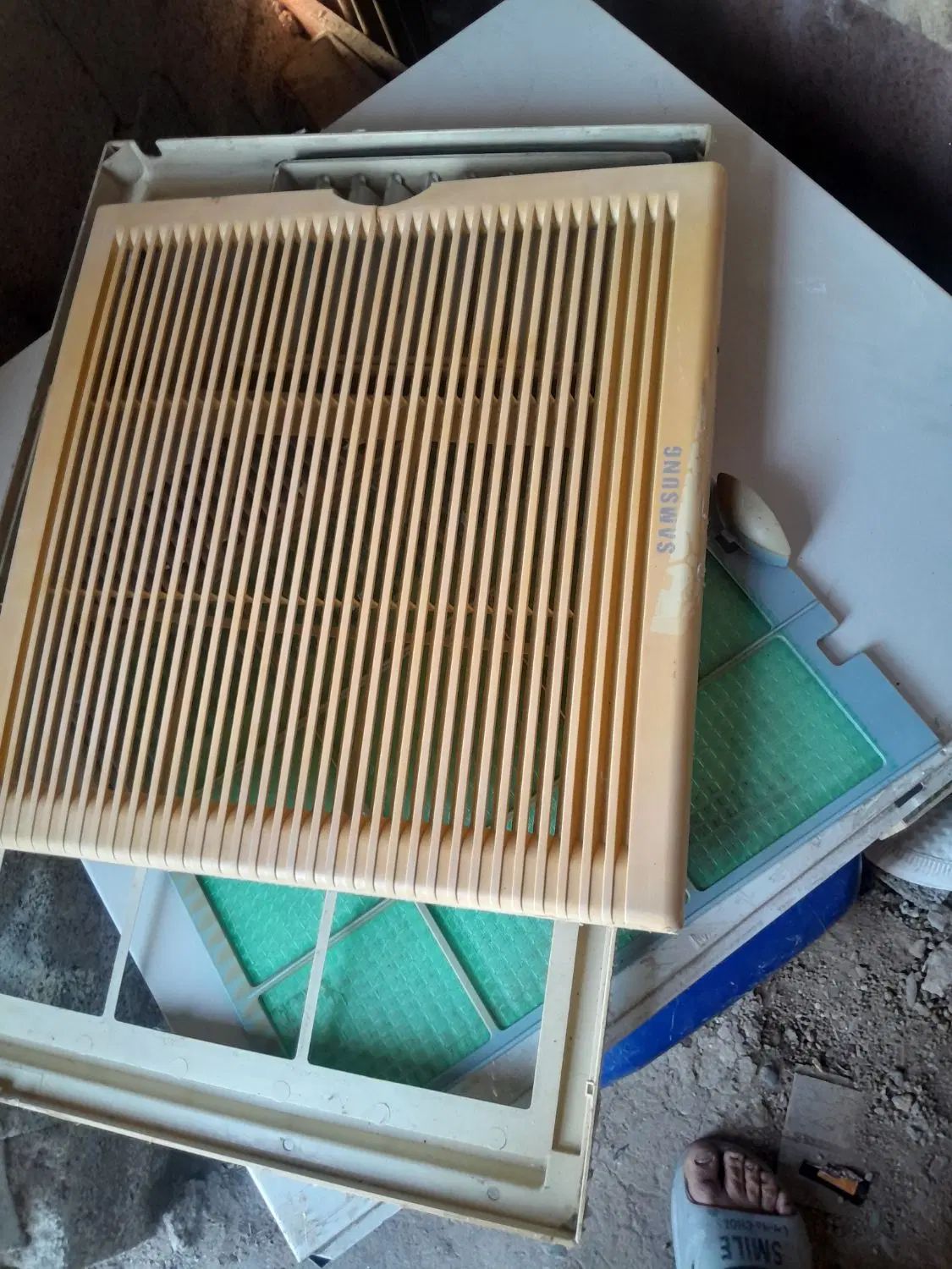کولر پنجره ای|کولر گازی و فن‌کوئل|رشت, دیلمان|دیوار