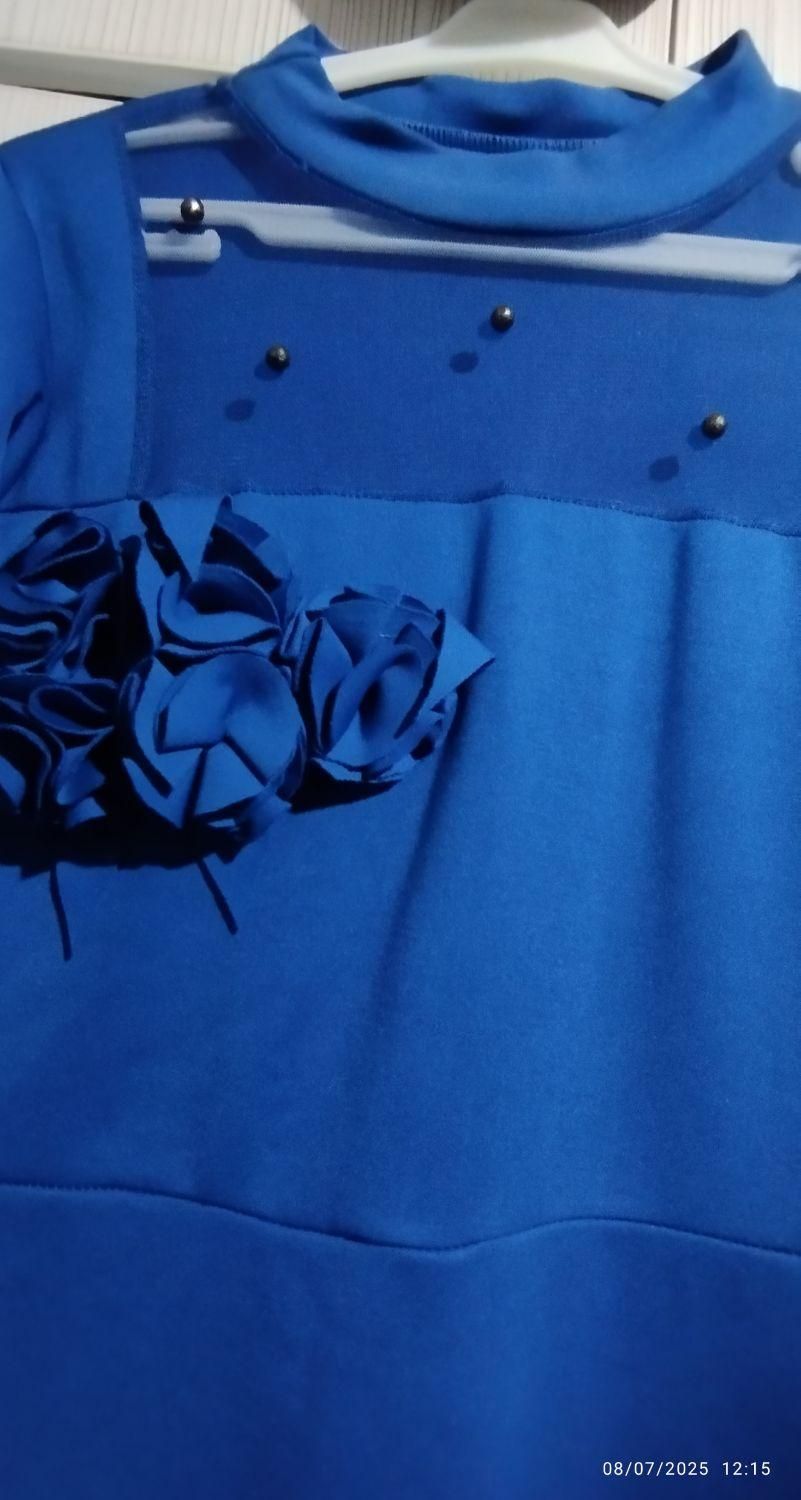 یک عددلباس مجلسی|لباس|بندر انزلی, کارآموزی|دیوار