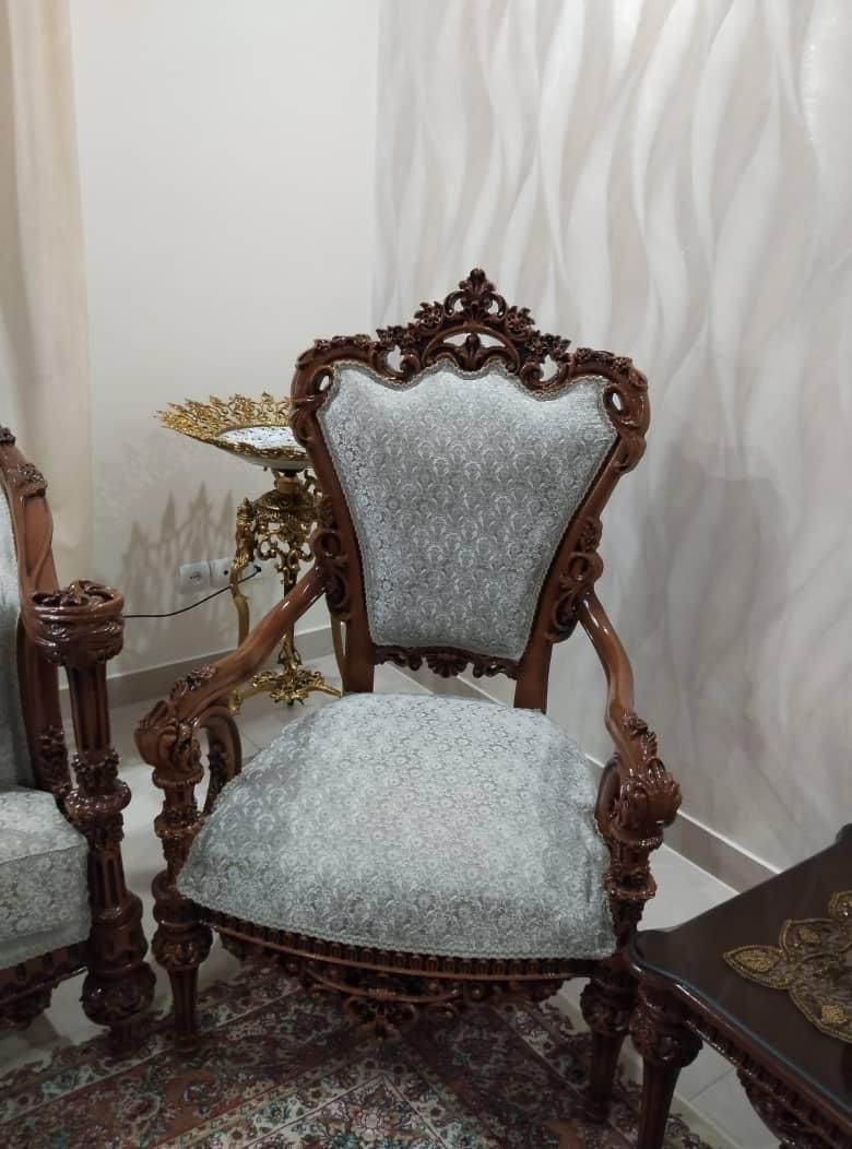ست مبلمان - میزناهارخوری - تخت - آیینه کنسول|مبلمان خانگی و میز عسلی|تهران, فلسطین (میدان انقلاب)|دیوار