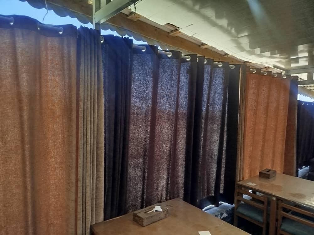 پرده رنگ کرم و قهوه ای|پرده، رانر، رومیزی|رشت, آزادگان|دیوار