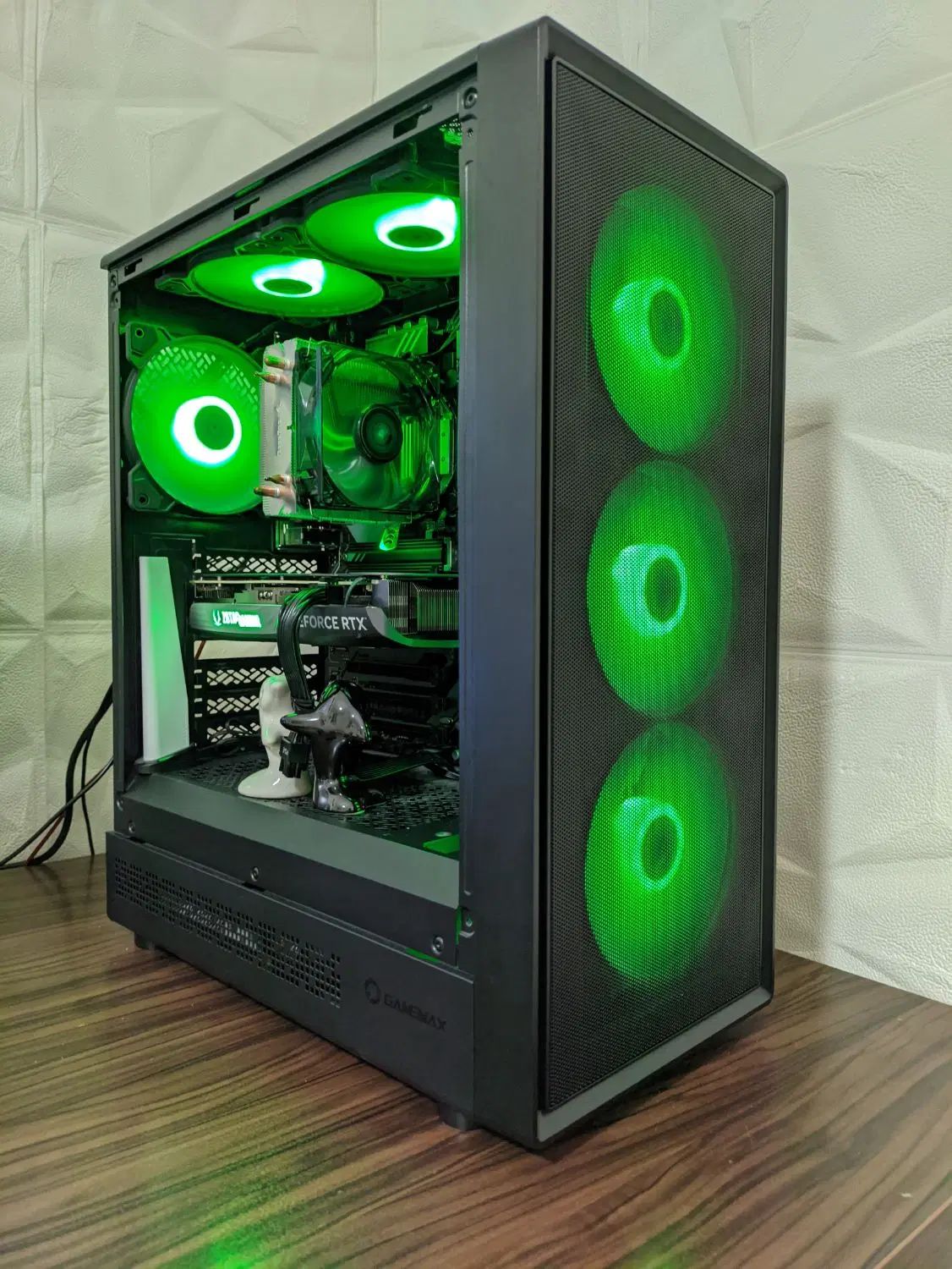 کیس کامپیوتر حرفه ای برای گیمینگ و رندر RTX4070|رایانه رومیزی|مشهد, رضاشهر|دیوار