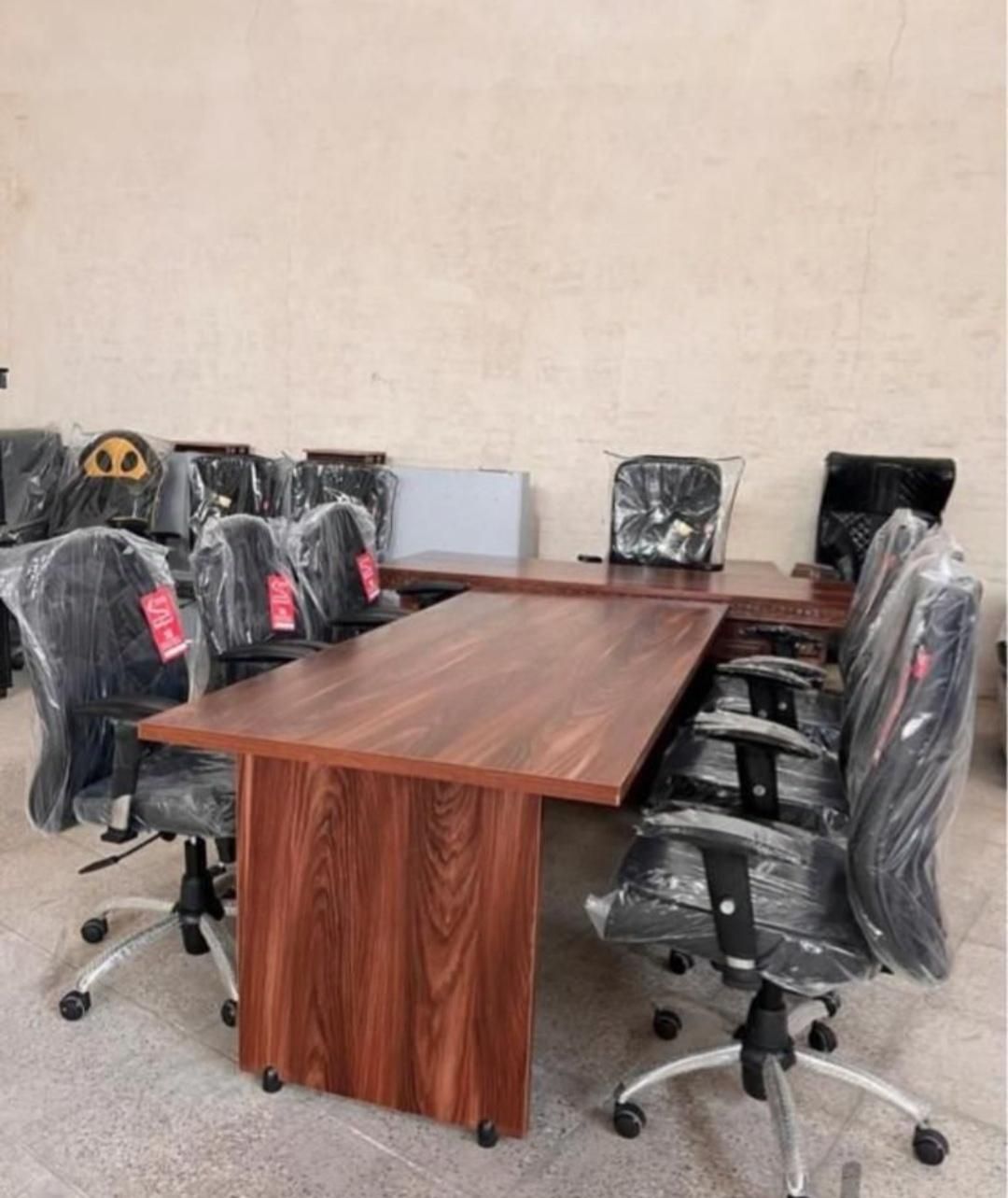 میز کنفرانس ۶ نفره -۴ نفره|مبلمان اداری|قم, نیروگاه|دیوار