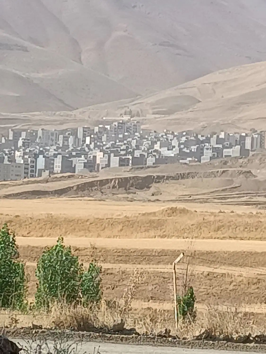 زمین صدمترازدویست مترشمالی شهرک وحدت ارتش|فروش زمین و ملک کلنگی|سنندج, |دیوار