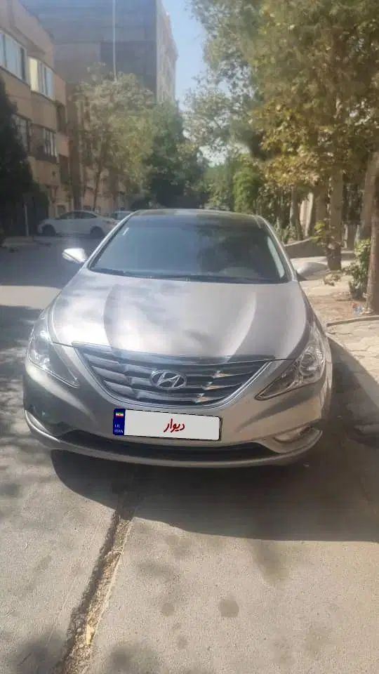 سوناتا وای اف ۲۰۱۲|خودرو سواری و وانت|مشهد, آزادشهر|دیوار