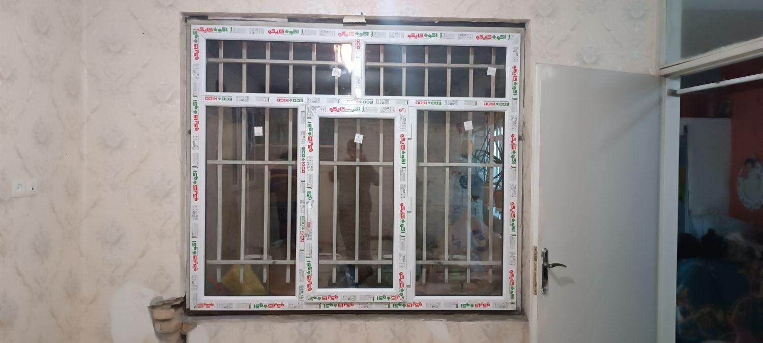 تولید درب پنجره های دوجداره upvc توری پلیسه ای|خدمات پیشه و مهارت|تهران, خاوران|دیوار