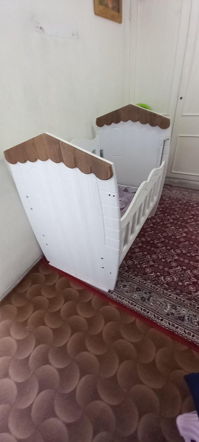 تخت خواب بچه|تخت و صندلی بچه|اصفهان, برازنده|دیوار