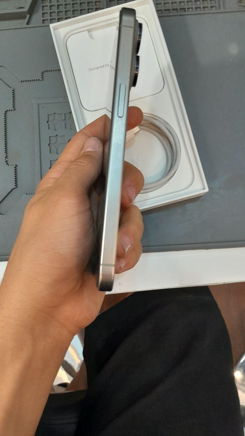 اپل iPhone 15 Pro Max با حافظهٔ ۲۵۶ گیگابایت|موبایل|شیراز, عفیف‌آباد|دیوار