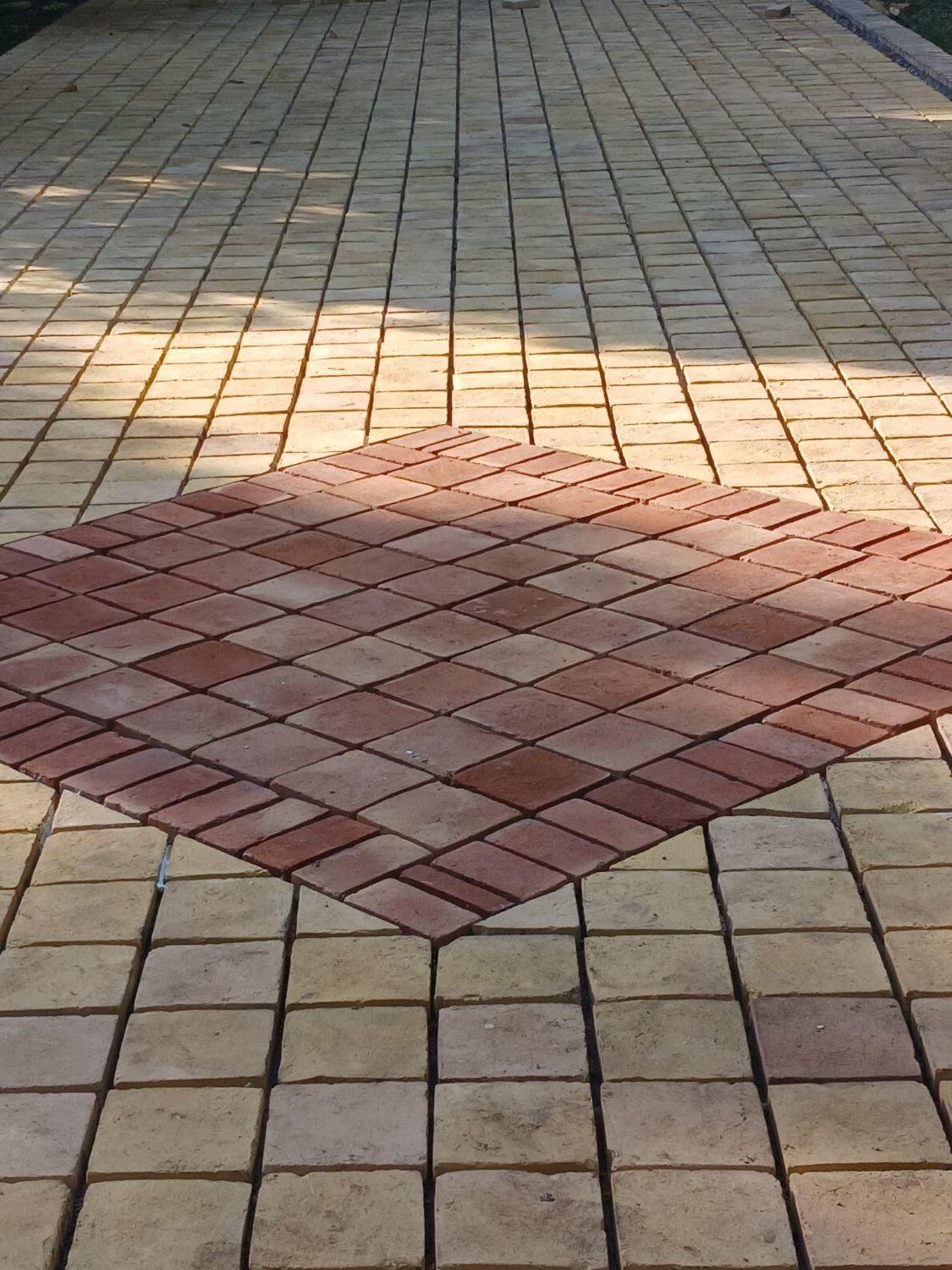 استاد وبنای کاشی کار کف وبدن با اکید|خدمات پیشه و مهارت|شیراز, شهرک پرواز|دیوار