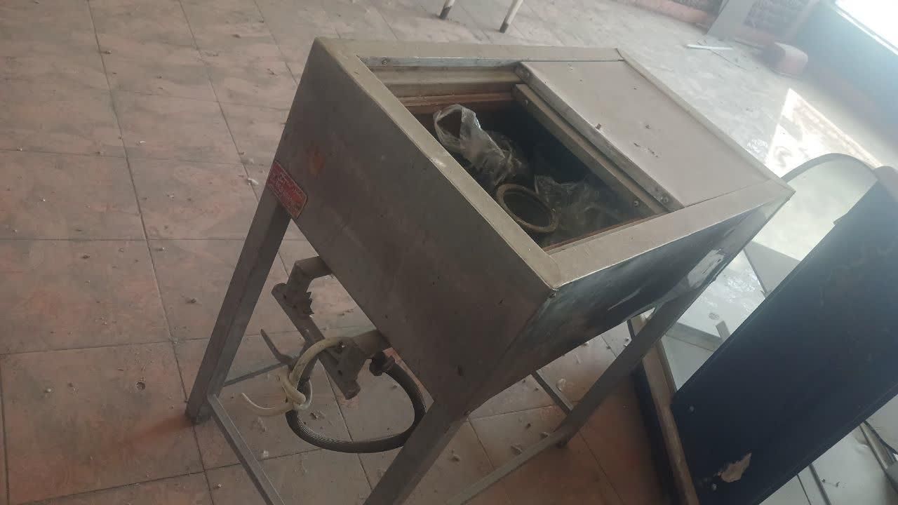 فر آبگوشت با لوازم کامل و یک دستگاه یخچال خانگی|کافی‌شاپ و رستوران|تهران, زاهد گیلانی|دیوار