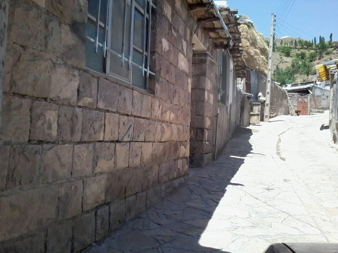 فروش خانه روستایی درروستای بیرق(برگه)|فروش خانه و ویلا|خورش رستم, |دیوار