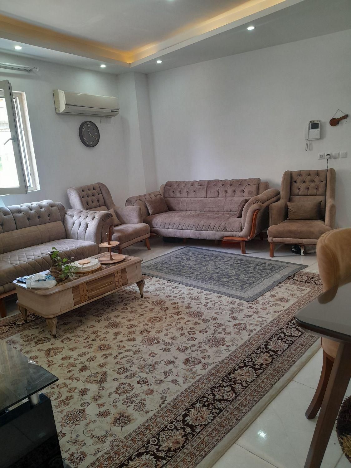 رهن آپارتمان ۸۰ متری ۲ خوابه در یخسازی|اجارهٔ آپارتمان|رشت, یخسازی|دیوار