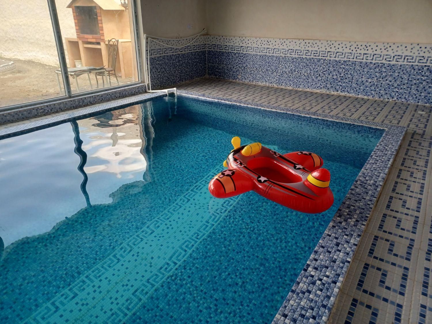 اجاره باغ ویلا استخر داخل اب گرم شاهنامه 18|اجارهٔ کوتاه‌مدت ویلا و باغ|مشهد, شهرک رازی (شهرک غرب)|دیوار