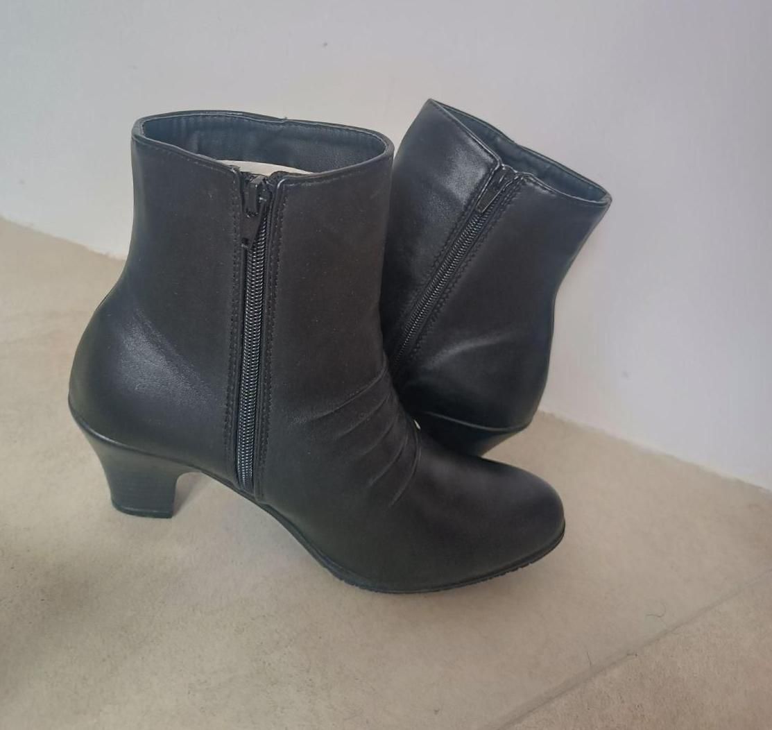 کفش زنانه ۳۹|کیف، کفش، کمربند|سلماس, |دیوار