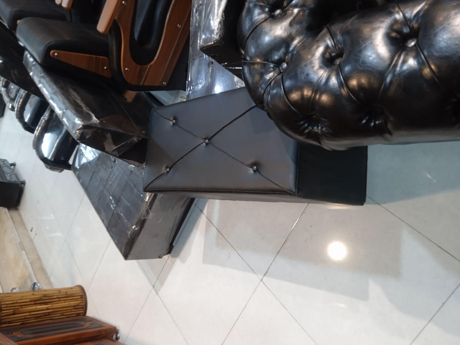 پاف یا نیمکت|صندلی و نیمکت|زنجان, |دیوار