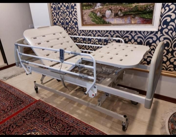 اجاره تخت بیمار  سه شکن بیمارستانی چهار کاره|آرایشی، بهداشتی، درمانی|تهران, خرمشهر|دیوار