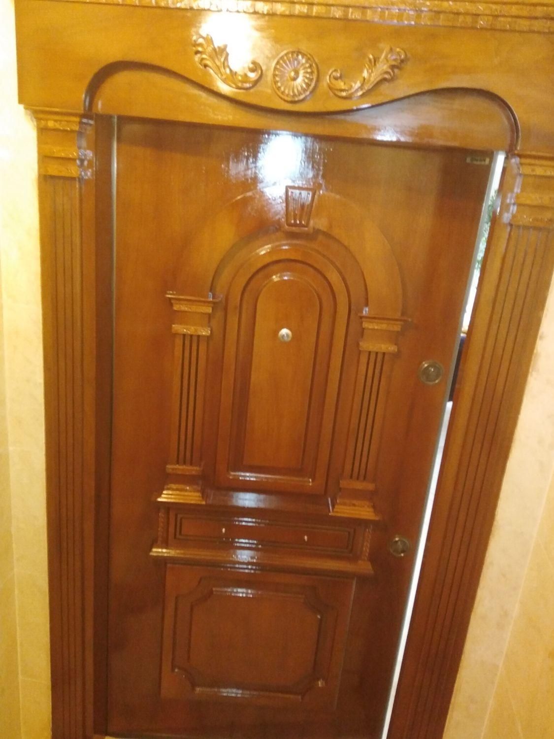 نقاشی رنگ کاری صنایع چوبی|خدمات پیشه و مهارت|رشت, فخب|دیوار