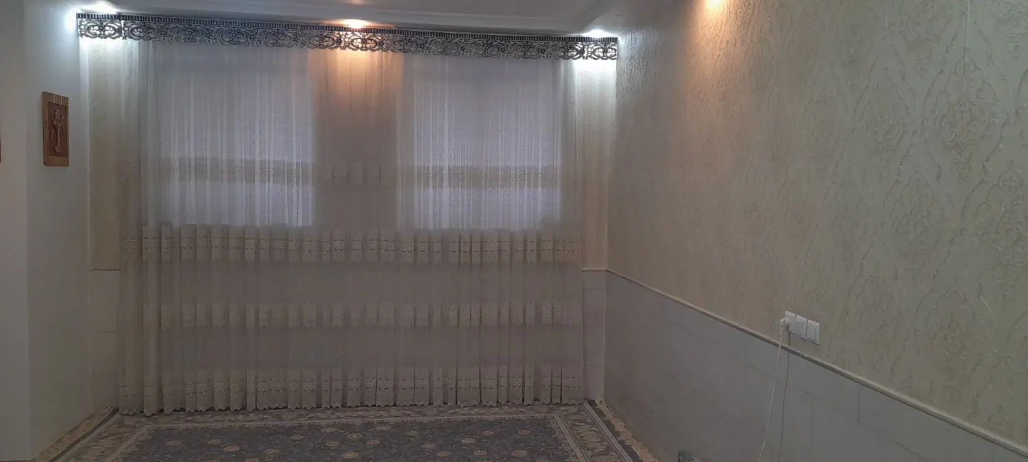 پرده و زیر پرده همراه با کتیبه و چوب پرده کامل|پرده، رانر، رومیزی|ساوه, |دیوار