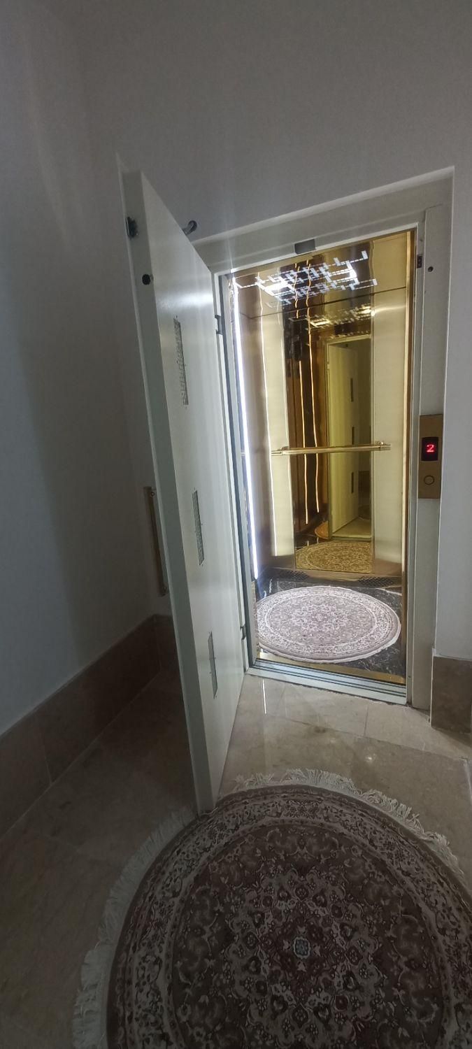 سویت فوق تمیز با ویوی عالی طبقه۳ آسانسور دارد|اجارهٔ کوتاه‌مدت آپارتمان و سوئیت|مهاباد (آذربایجان غربی), |دیوار