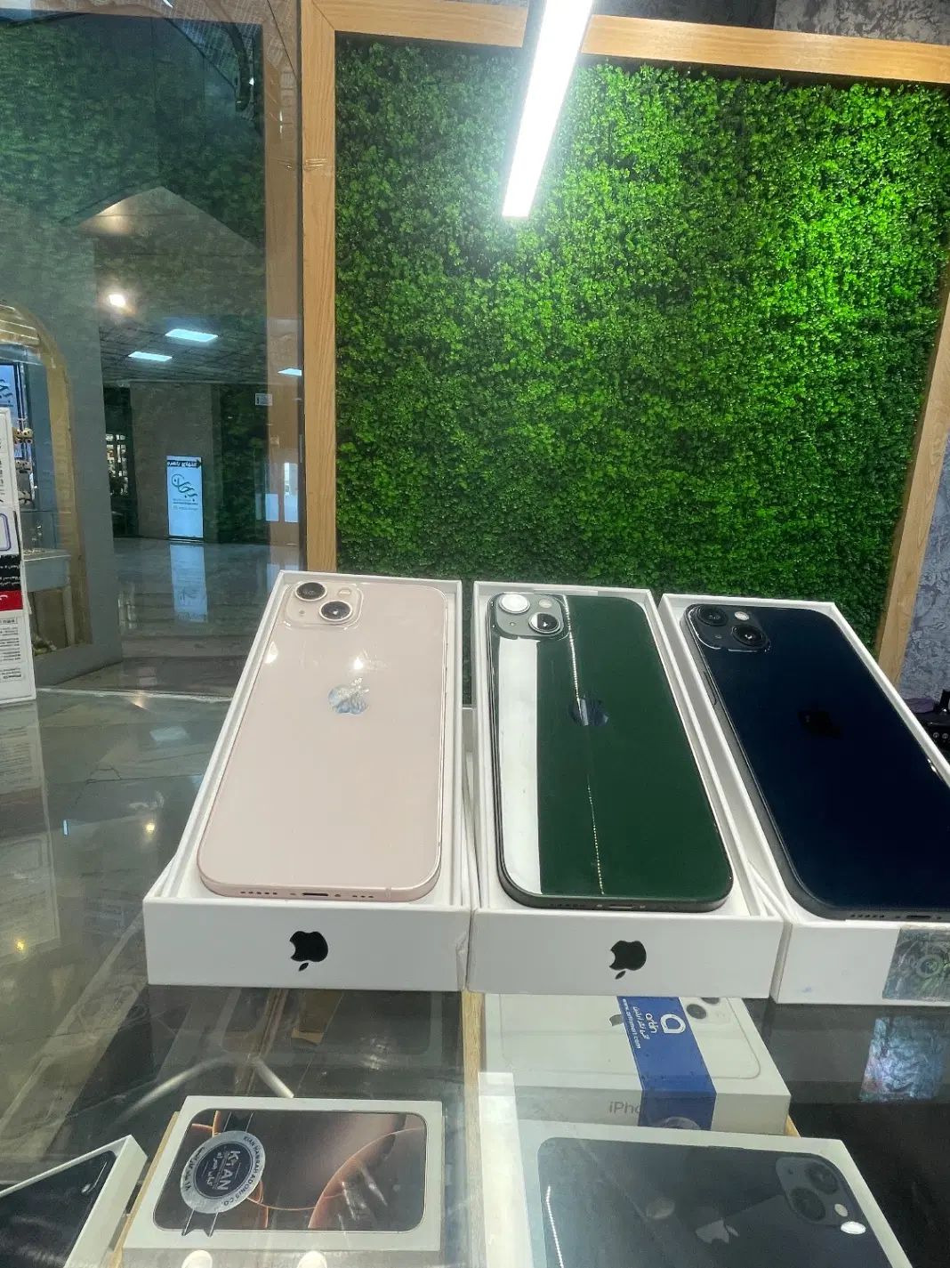 iPhone آیفون 13 normal ۱۲۸ در حد اکبند|موبایل|تهران, سعادت‌آباد|دیوار
