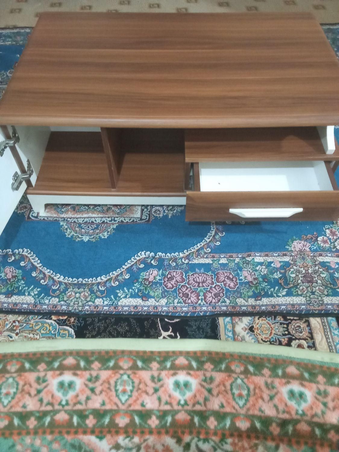 یک عدد میز جلو مبلی نو هنوز استفاده نشده|مبلمان خانگی و میز عسلی|مسجد سلیمان, |دیوار