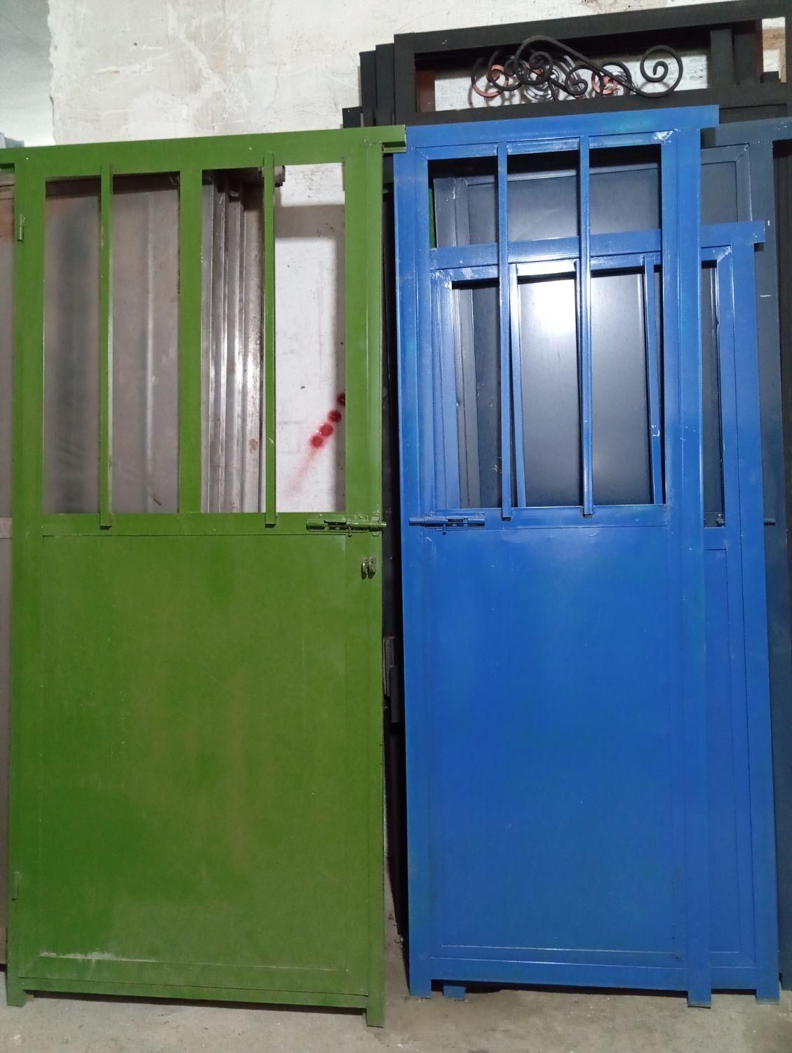 انواع درب های آهنی انباری راه پله دستشویی|مصالح و تجهیزات ساختمان|اردبیل, |دیوار