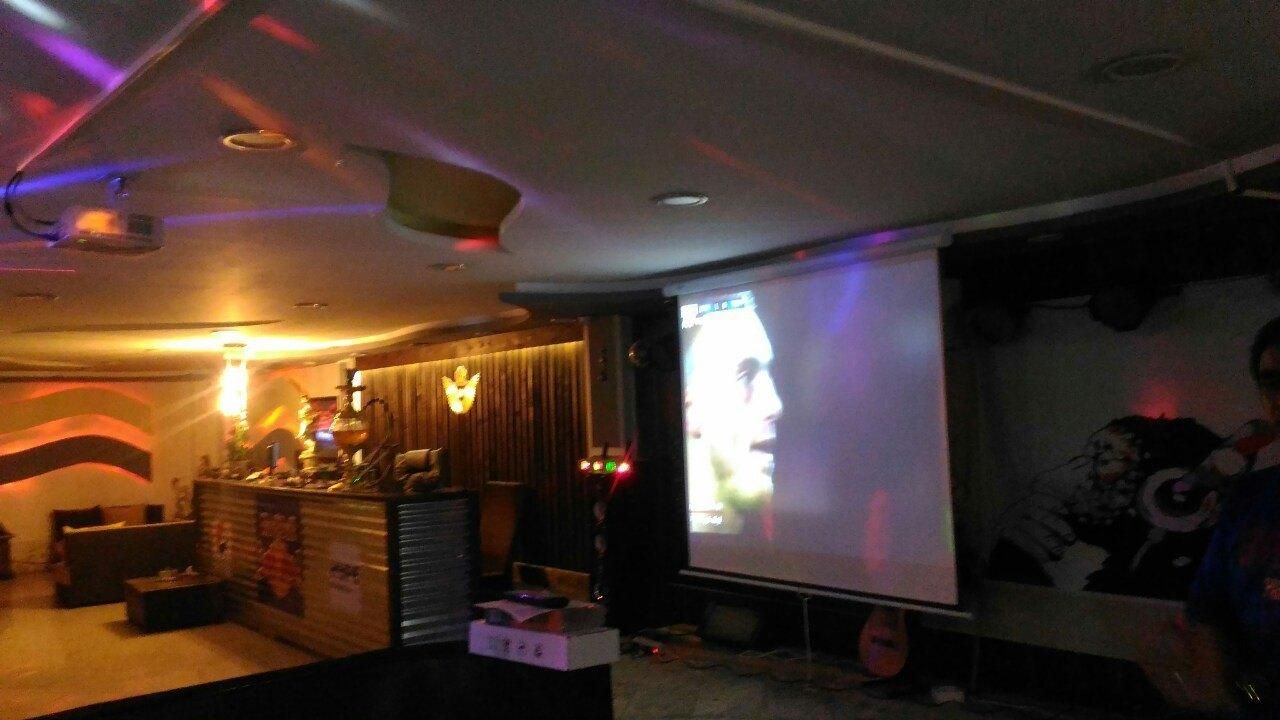 ویدیو پروژکتور سینما خانگی دست اول هستیم|تلویزیون و پروژکتور|شیراز, زرهی|دیوار