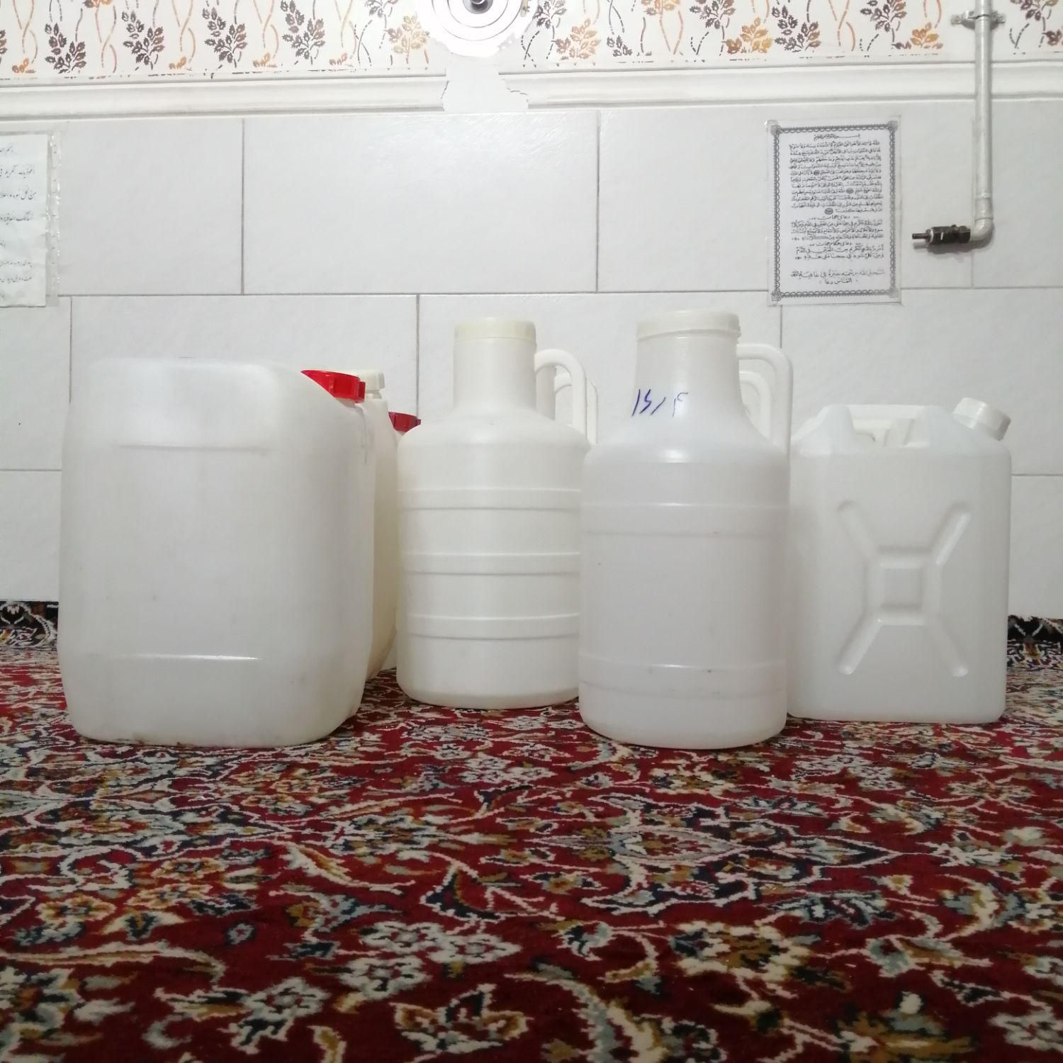 دبه عسلی تمیز در حد نو یک بار استفاده شده|ظروف نگهدارنده، پلاستیکی، یک‌بارمصرف|شیراز, نصر|دیوار