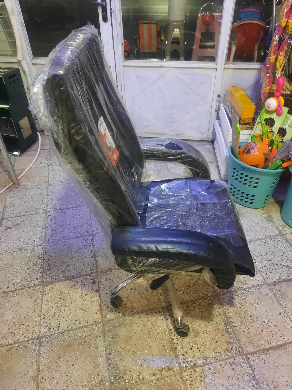 صندلی مدیریتی نو|صندلی و نیمکت|شهرکرد, |دیوار