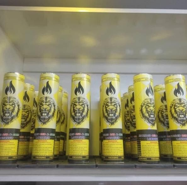 فشفشه دود رنگی دستی آبشاری|اسباببازی|قم, باغ شریفی|دیوار