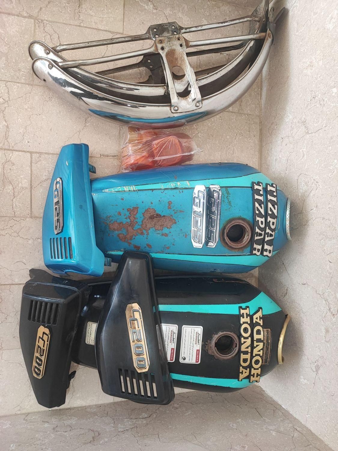 باک، گلگیر،درب بغل، هندا 200 و 125|قطعات یدکی و لوازم جانبی|شاهین‌شهر, خانه کارگر|دیوار