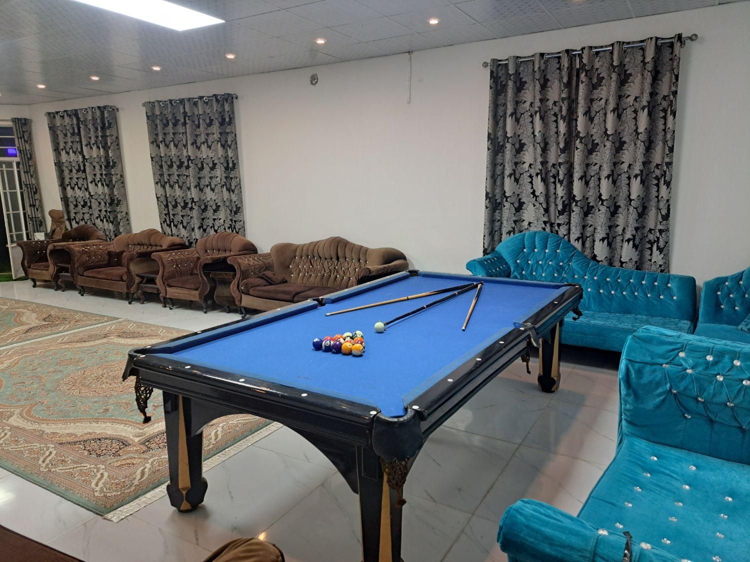 اجاره روزانه/هفتگی ویلا ۷۰۰ متری در گلدشت اصفهان|اجارهٔ کوتاه‌مدت ویلا و باغ|خمینی‌شهر, |دیوار