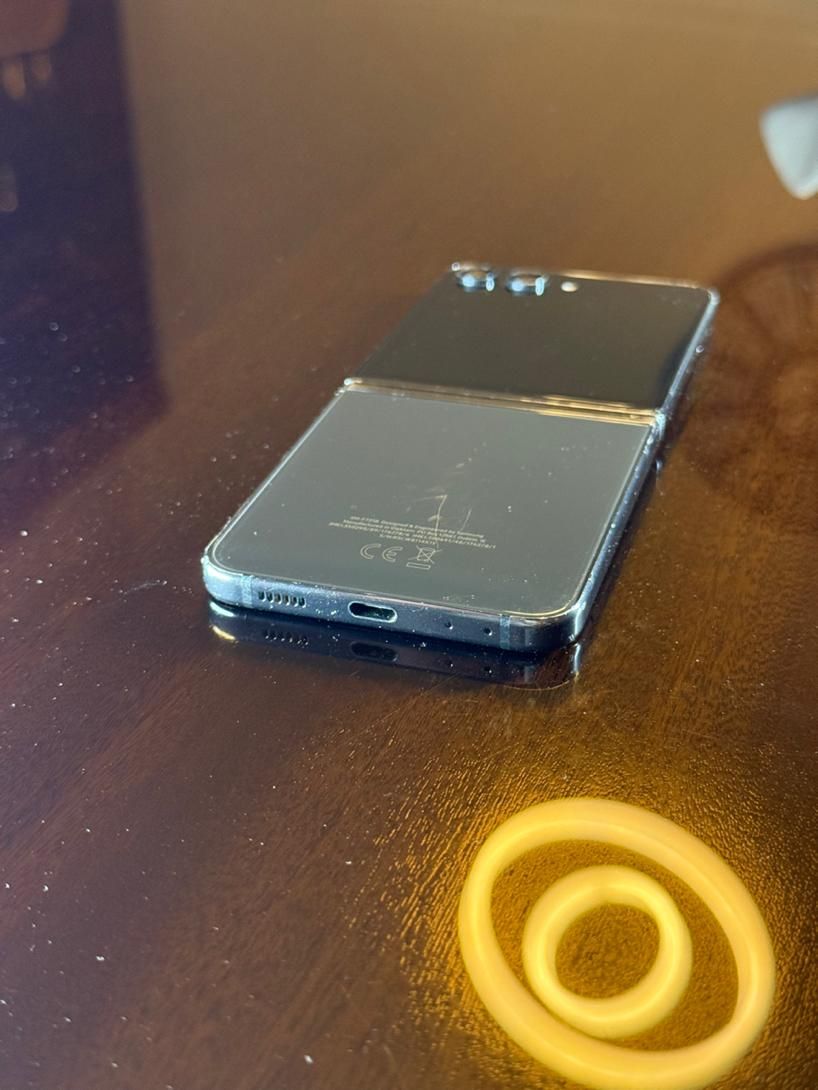 Galaxy z flip 5|موبایل|تهران, مجیدیه|دیوار