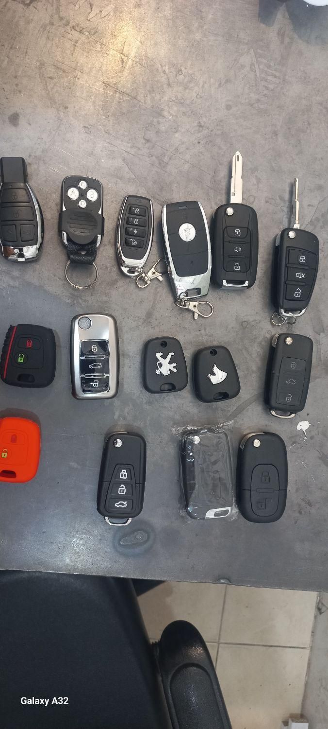 قفل و کلید سازی|خدمات پیشه و مهارت|مشهد, وکیلآباد|دیوار