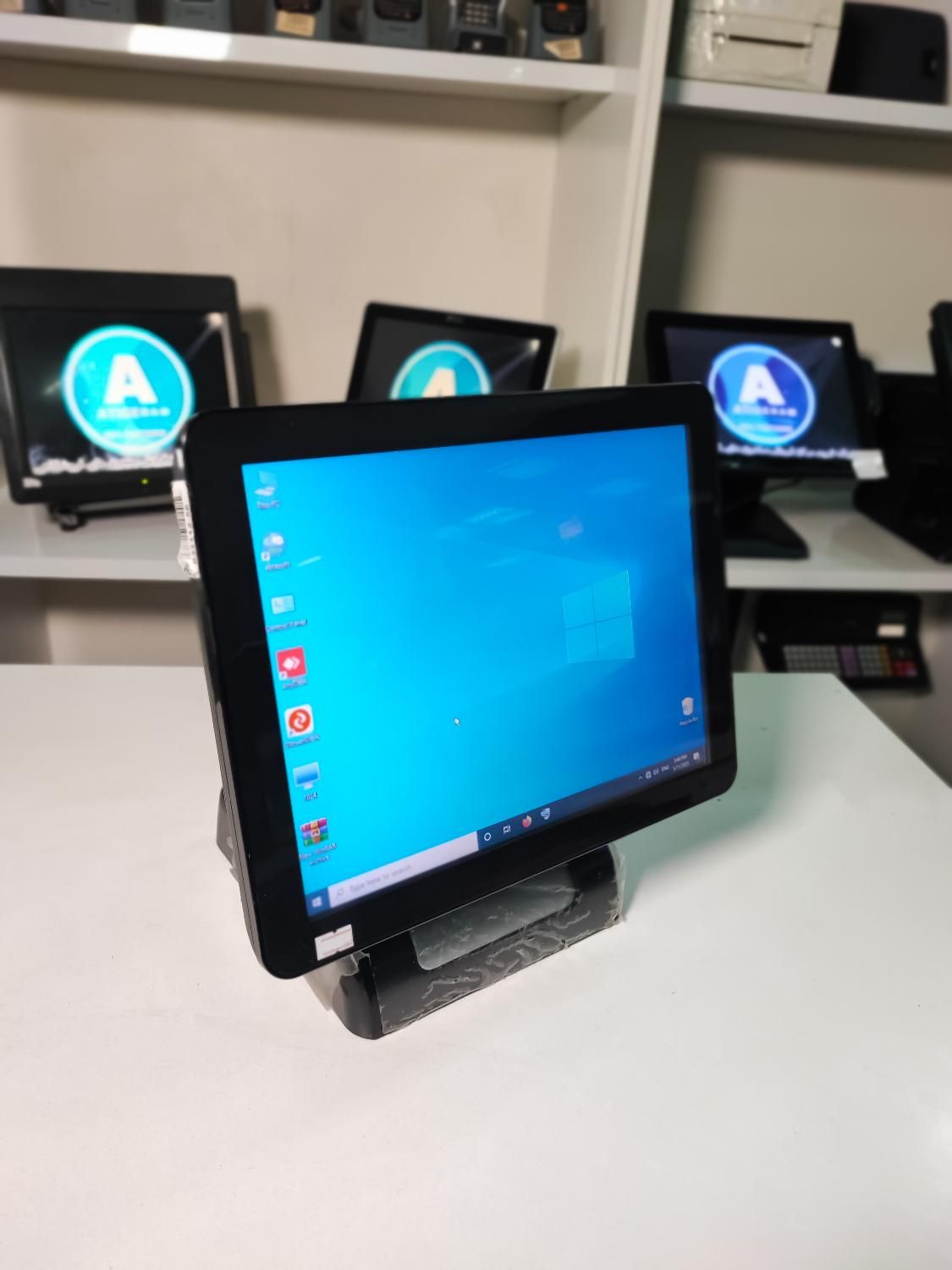 صندوق فروشگاهی سم فور اس لمسی|فروشگاه و مغازه|کرمان, |دیوار