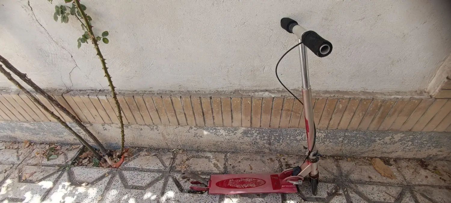 اسکوتر خارجی کارکرده|دوچرخه، اسکیت، اسکوتر|مشهد, رضاشهر|دیوار