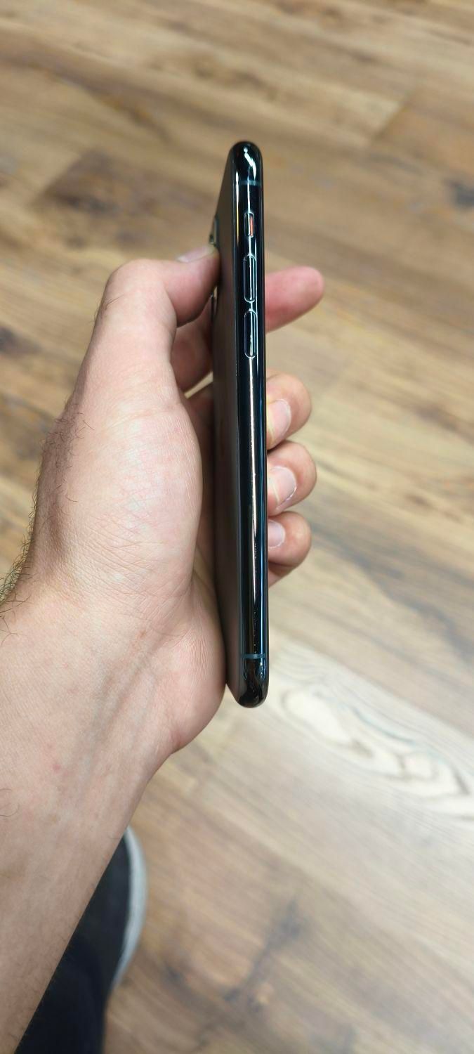 اپل iPhone 11 Pro با حافظهٔ ۲۵۶ گیگابایت|موبایل|تهران, گلستان (شهرک راه آهن)|دیوار