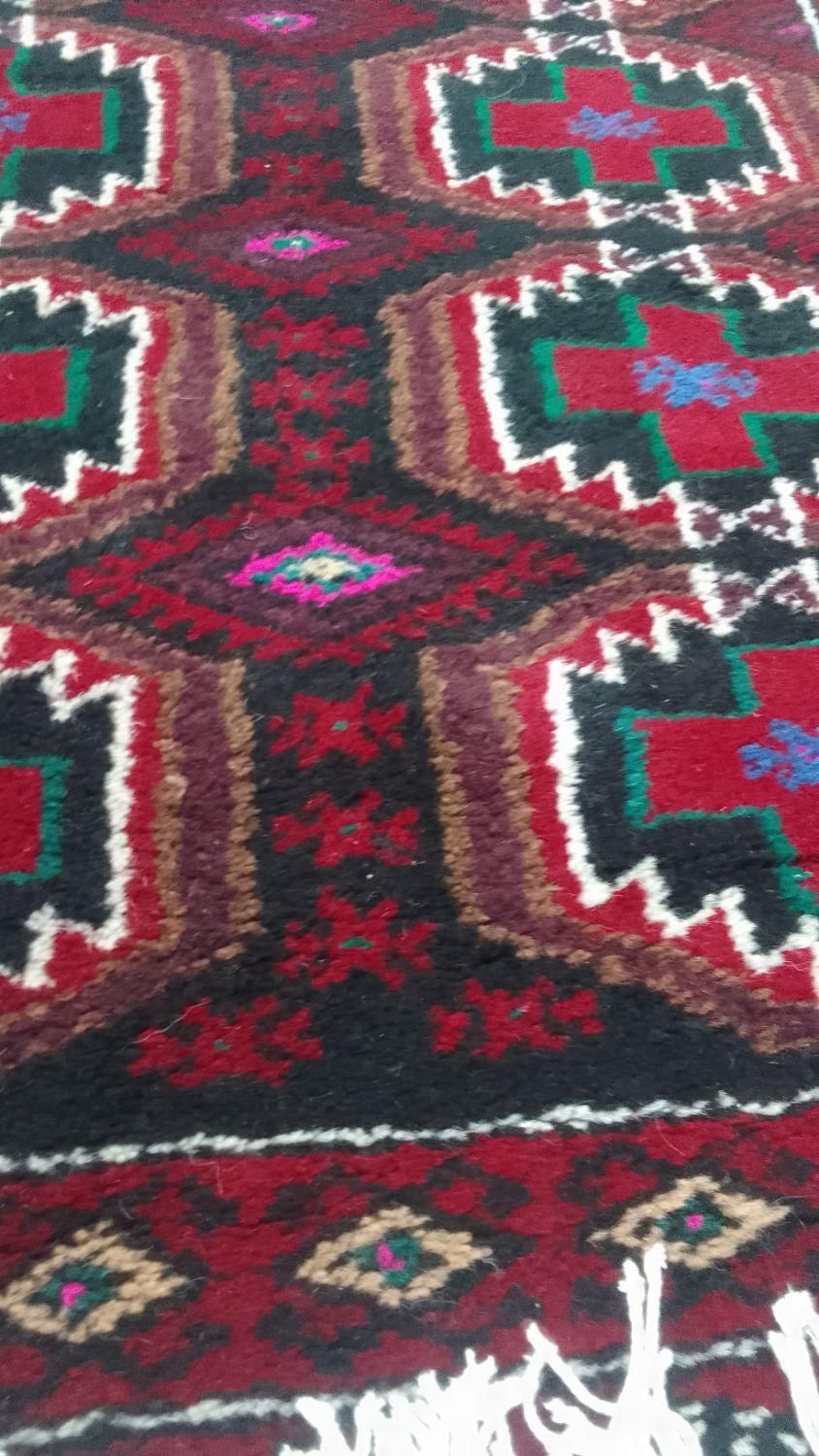 دو قالیچه دستبافت زمینه ی یکی سرمه ای و یکی مشکی.|فرش|قائن, |دیوار
